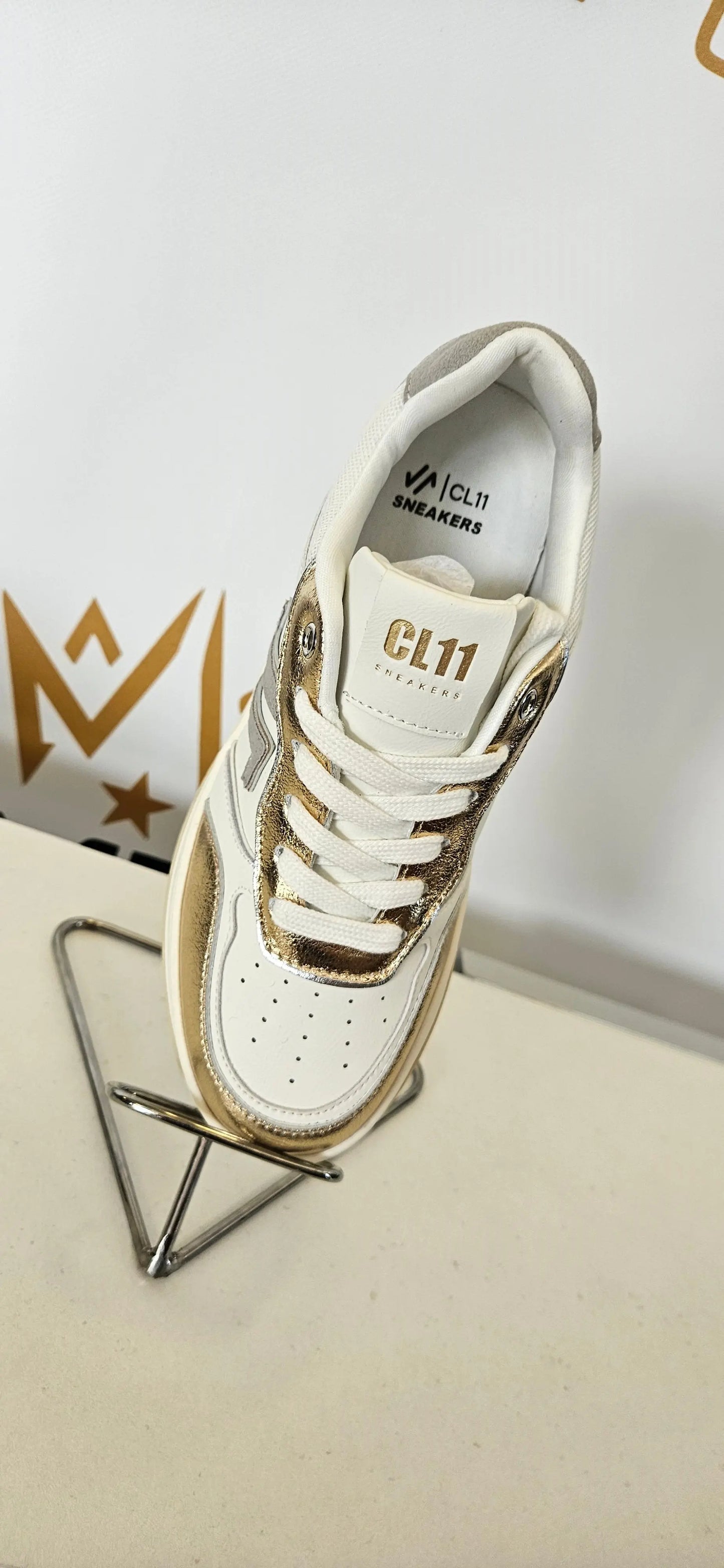 CL11 Sneackers - Modèle White&Gold Cl11