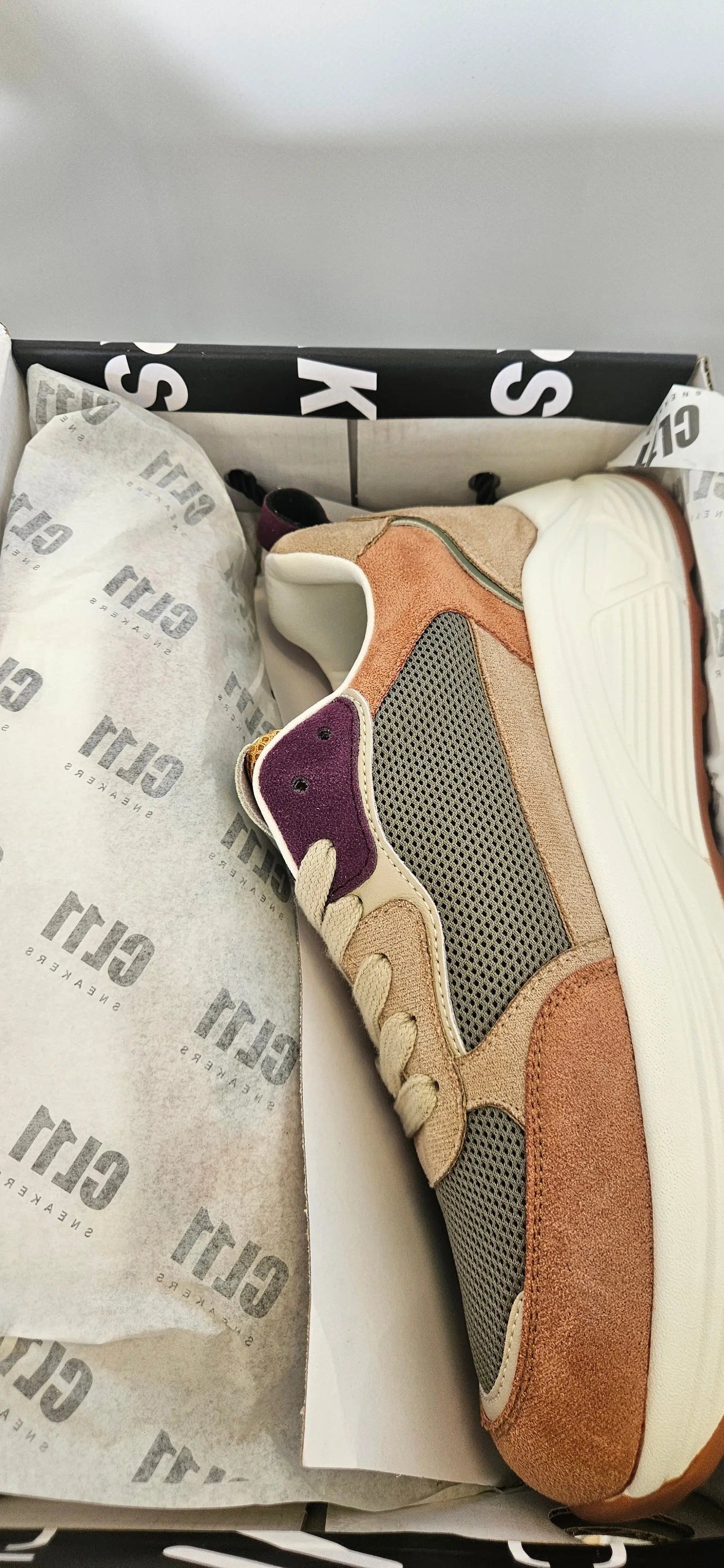 CL11 Sneakers - Modèle PEACH Cl11