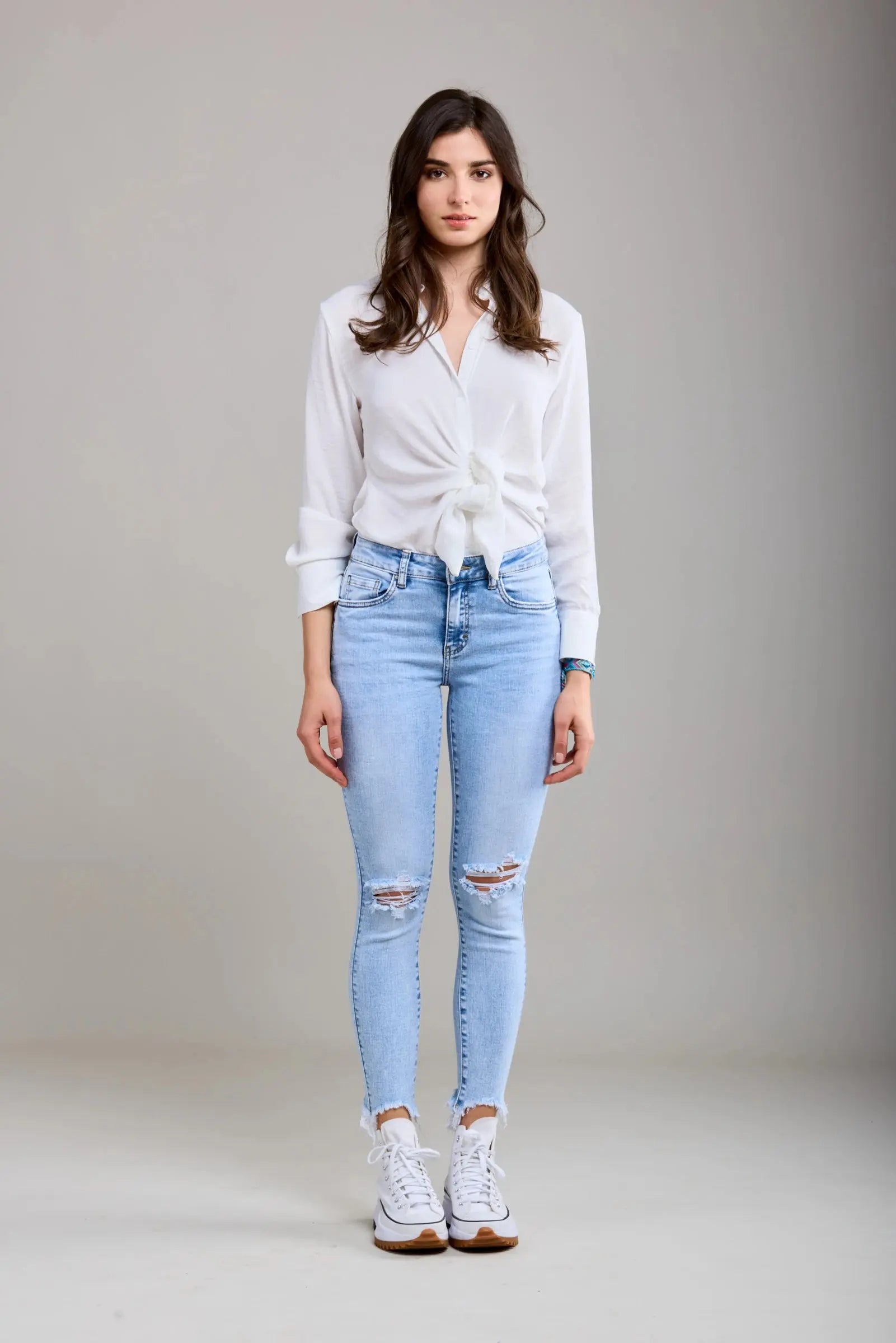 Jeans slim déchiré - Emy L'Empire Des Marques